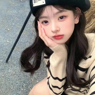 在切瑟尔海滩上